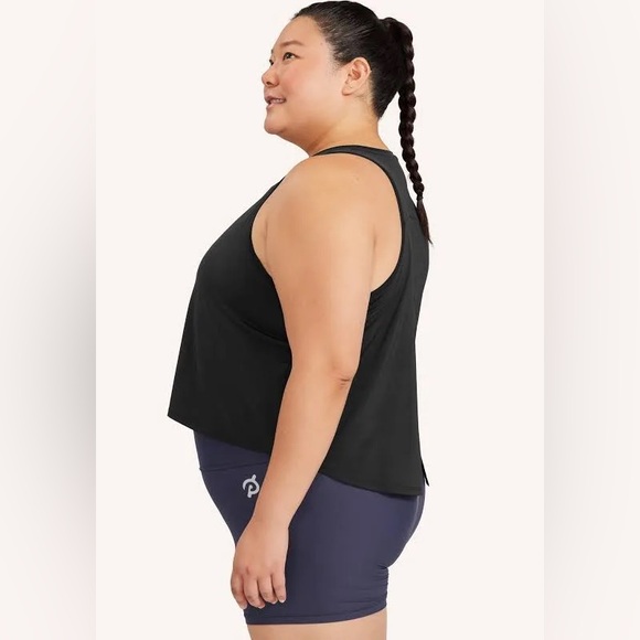 Peloton Distance Lite Split Back Muscle Tank - Picture 3 of 9